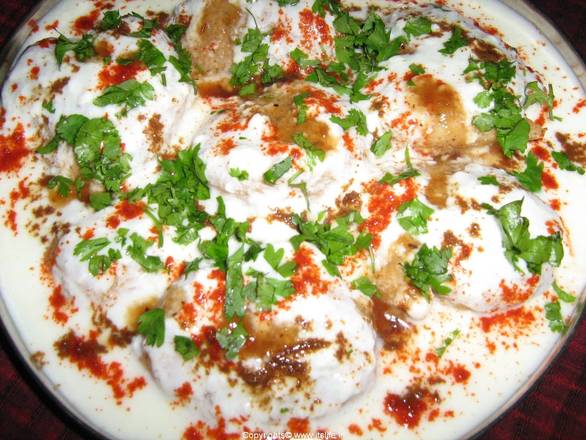Dahi Bhalle ( Deep Fried Lentil Fritters )