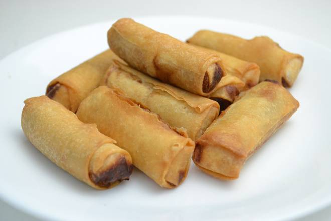 Fried Beef/Pork/Veggie Lumpia (8 pcs./box)