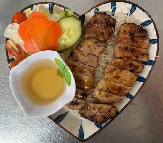 Grilled Beef / Boeuf Grillé / Bò Nướng