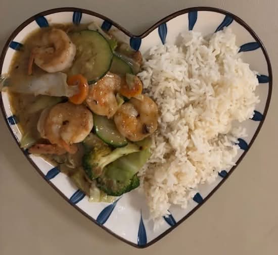Sautéed Shrimps with Vegetables / Crevettes Sautées Aux Légumes / Tôm Xào Rau