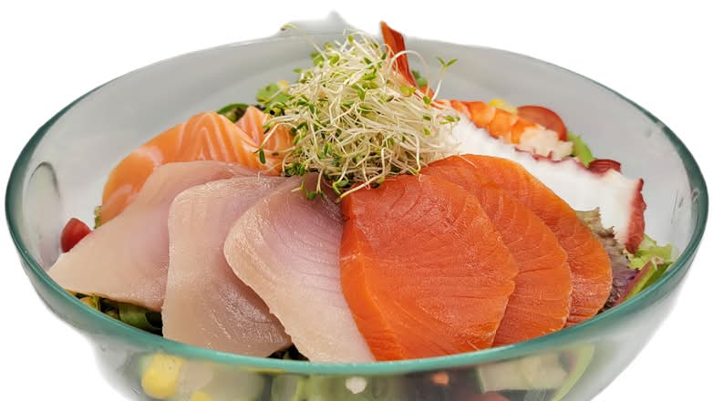 Sashimi Salad