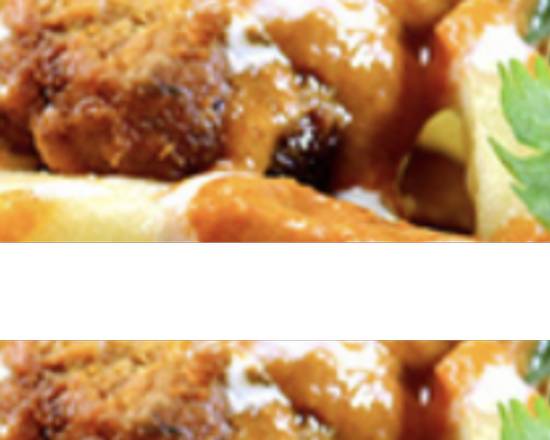 Butter Chicken Poutine
