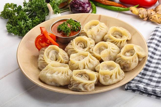 Chicken Momos (8 Pcs)