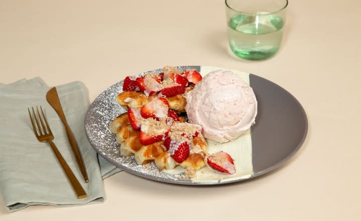 Pretty in Pink - Croffle