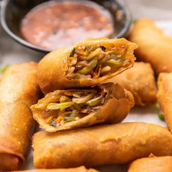 Veg noodle spring roll