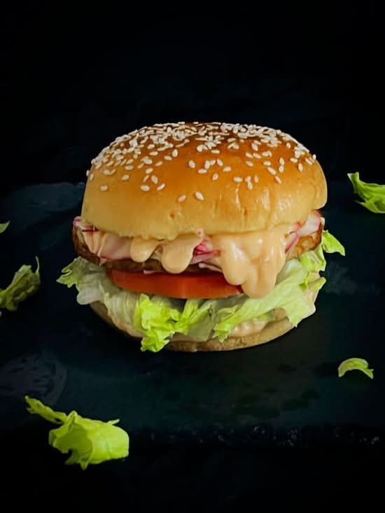 Aaloo tikki burger