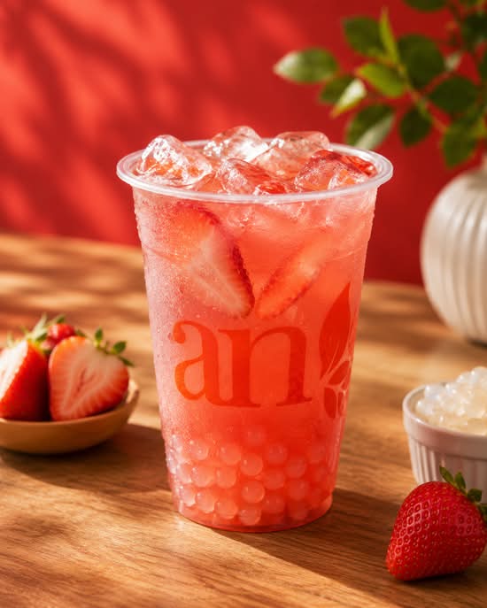Strawberry Fruit Tea (Trà trái cây dâu) (500 mL)