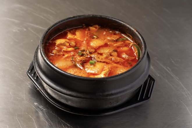 Soft Tofu Soup / 순두부찌개