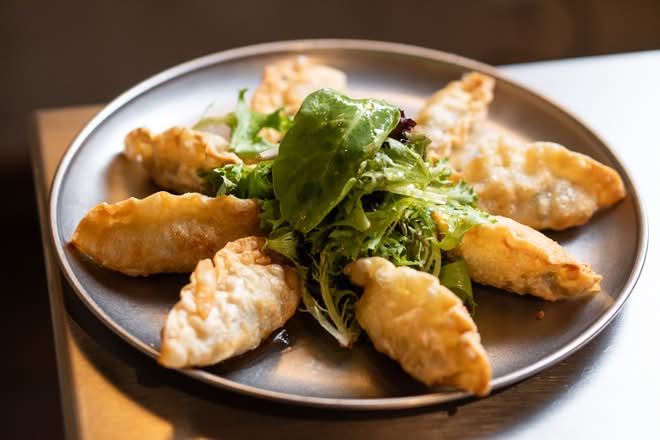 Deep Fried Dumplings / 군만두