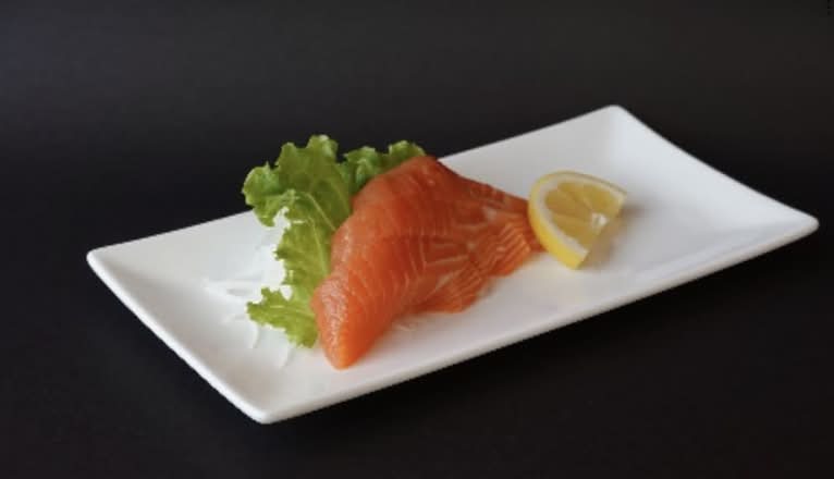 Salmon Sashimi (4)