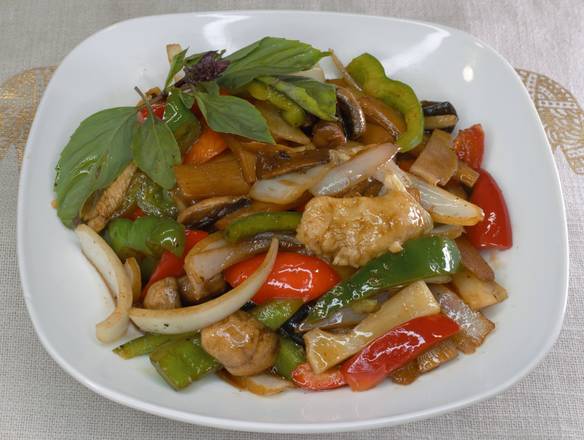 Thai Basil Beef Stir Fry (spicy)