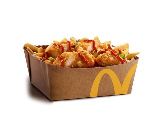 Poutine au poulet Buffalo épicé croust, format classique [1010.0 Cal]