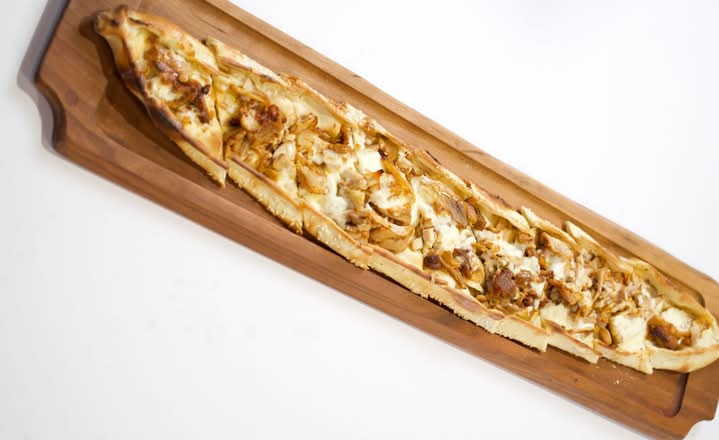 Chicken Doner Pide