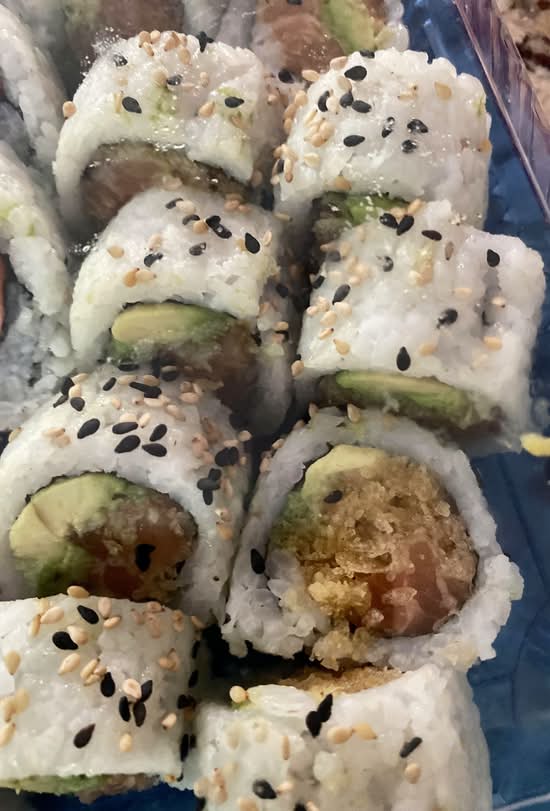 Spicy Salmon Roll