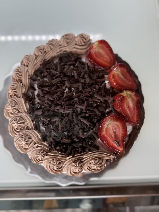 Strawberry Chocolate Cake