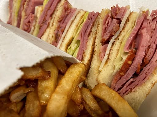 Club smoked meat