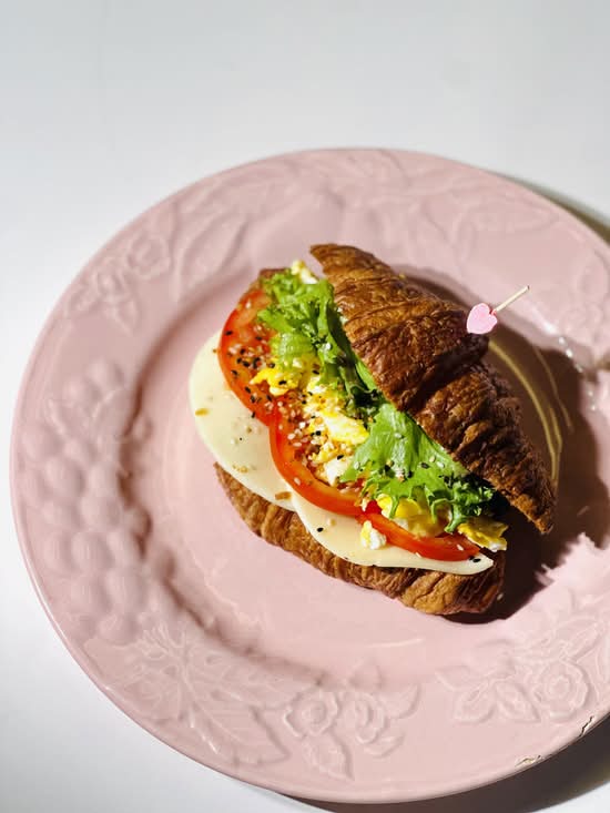 Scrambled Egg Croissant
