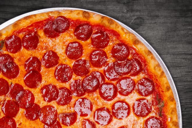 Old School Pie - 18"