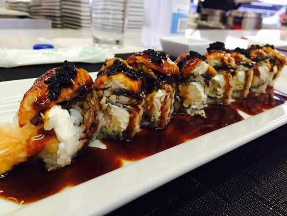 99. Dragon Roll