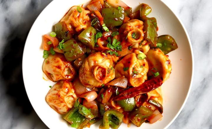 CHILI CHICKEN MOMO