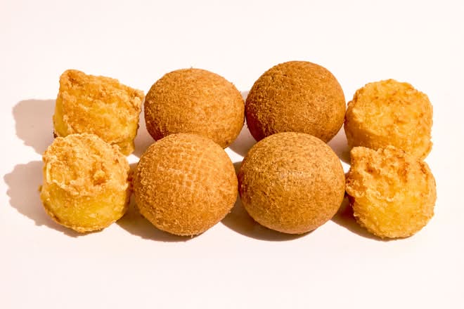Assorted Balls (8pc)