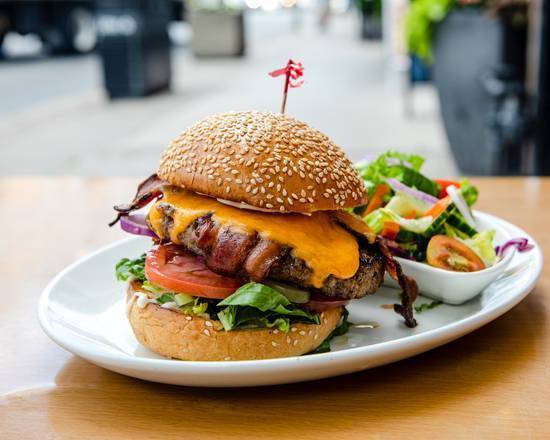Bacon Cheeseburger