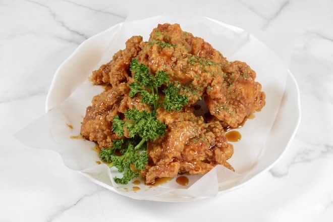 HONEY CRISPY CHICKEN