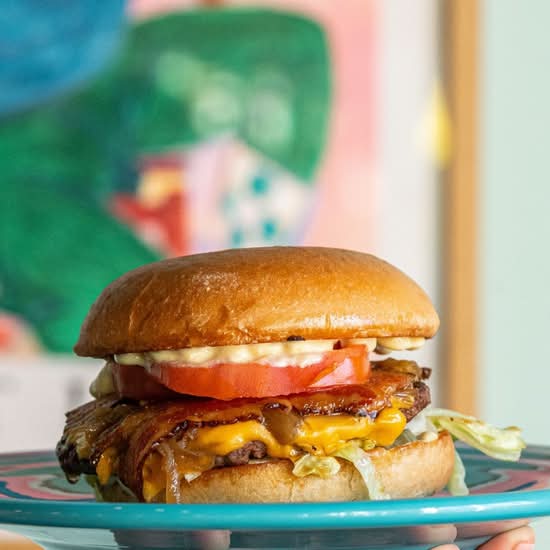 Deluxe Burger