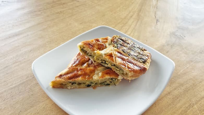 Spinach & Artichoke Pocket