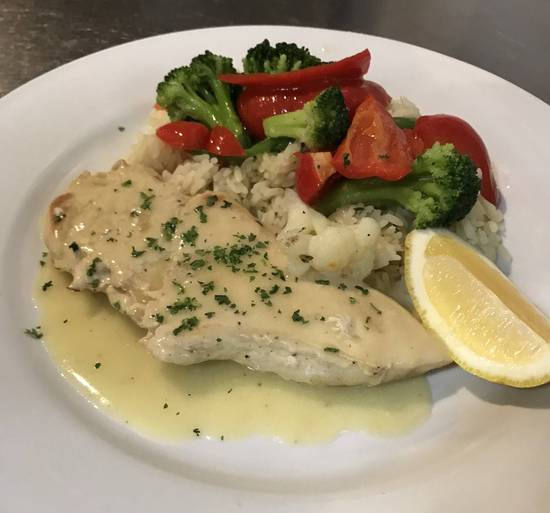 Filet de poulet avec sauce au citron / Chicken Fillet in Lemon Sauce