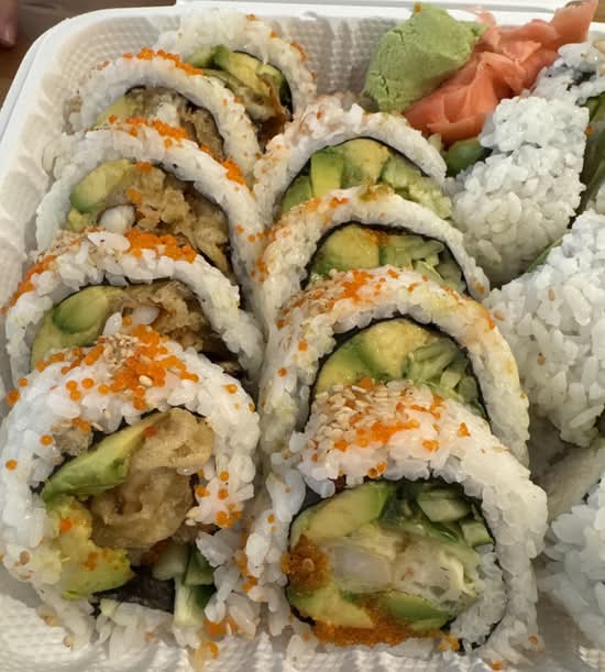 Spider Roll (Soft Shell Crab)