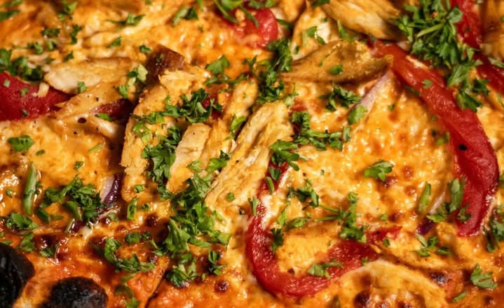 Pollo Alla Vodka Pizza