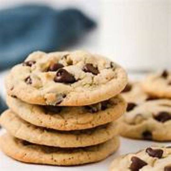 2x Chocolate Chip Cookies