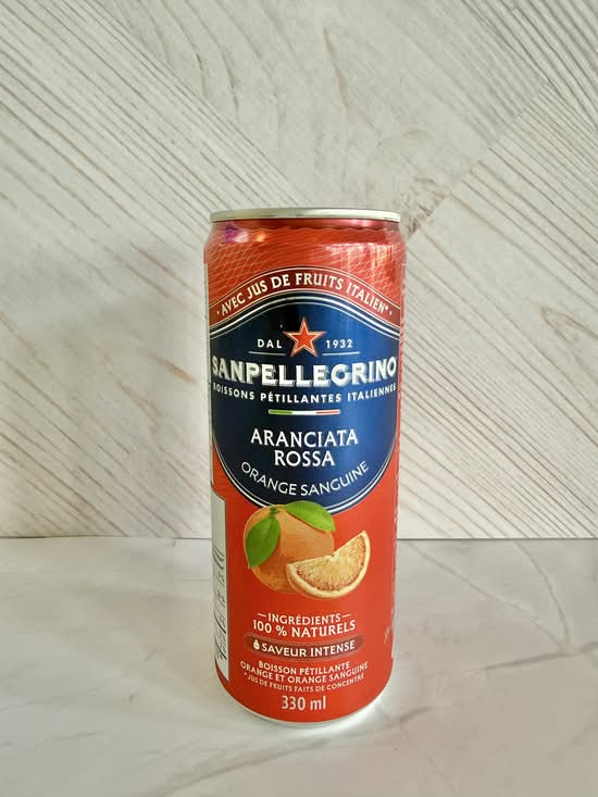 Sanpellegrino Aranciata Rossa blood orange