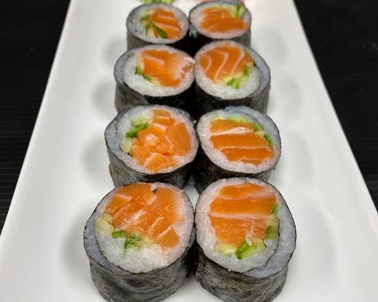 Salmon roll (8pcs)