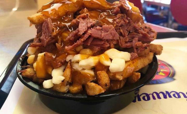 Grande Poutine Viande Fumée / Large Smoked Meat Poutine