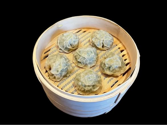 찐만두 / Steamed Dumplings