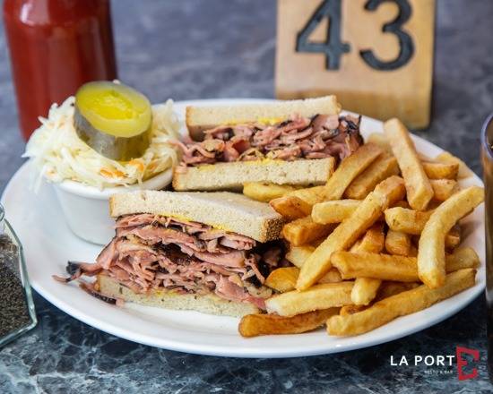 Smoked Meat Sandwich