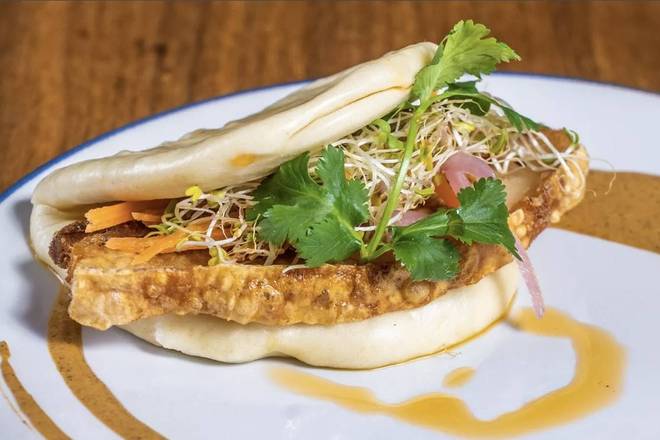 Crispy Pork Bao