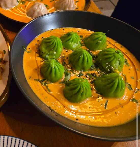 Jhol Cabbage momo