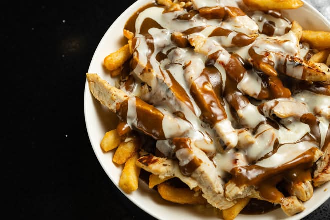 Large Chicken Poutine