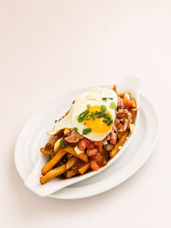 Breakfast Poutine