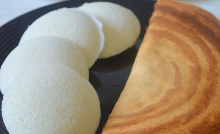 Sambar Idli 2 Pcs