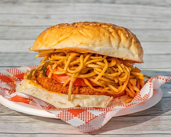 Noodle burger