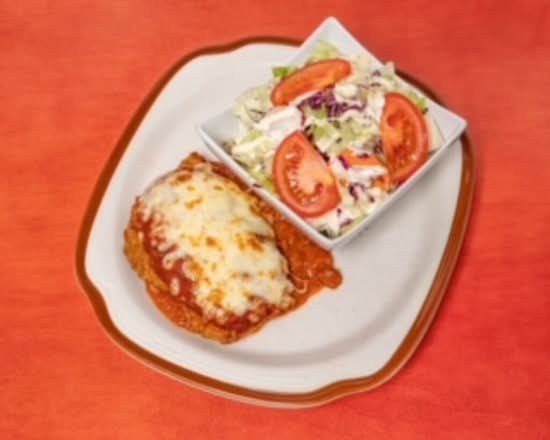 Parmigiana avec salade maison / Parmigiana with House Salad