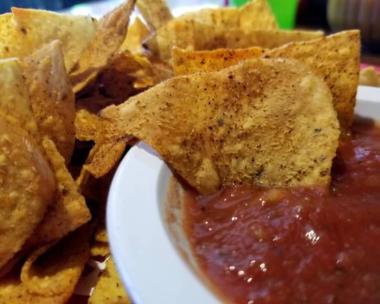 Single Chips & Salsa