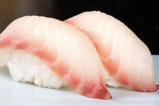 Red Snapper (Tai) Sushi (2 pcs)