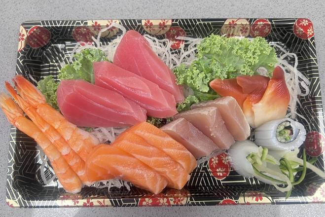 Sashimi Combo (15pcs)