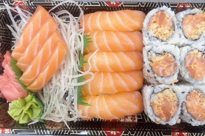 Salmon Lover Combo (15 pcs)