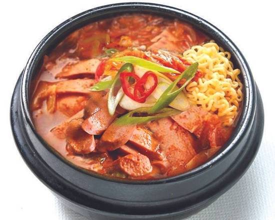 52 Budae Jjigae(뚝배기부대찌개)